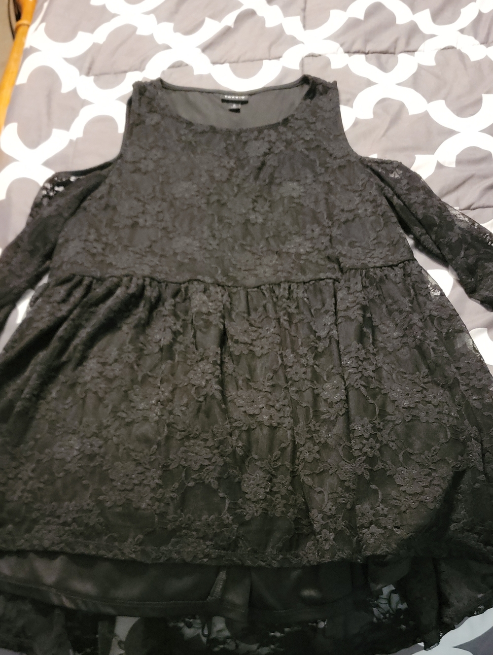 torrid Size 0 Black Lace Babydoll Cold Shoulder Scoop Neck Top New Plus Size